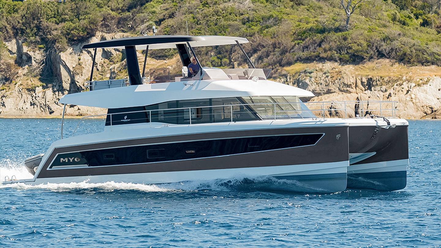 MY6-Fountaine-Pajot-Motor-Yachts-boat-design