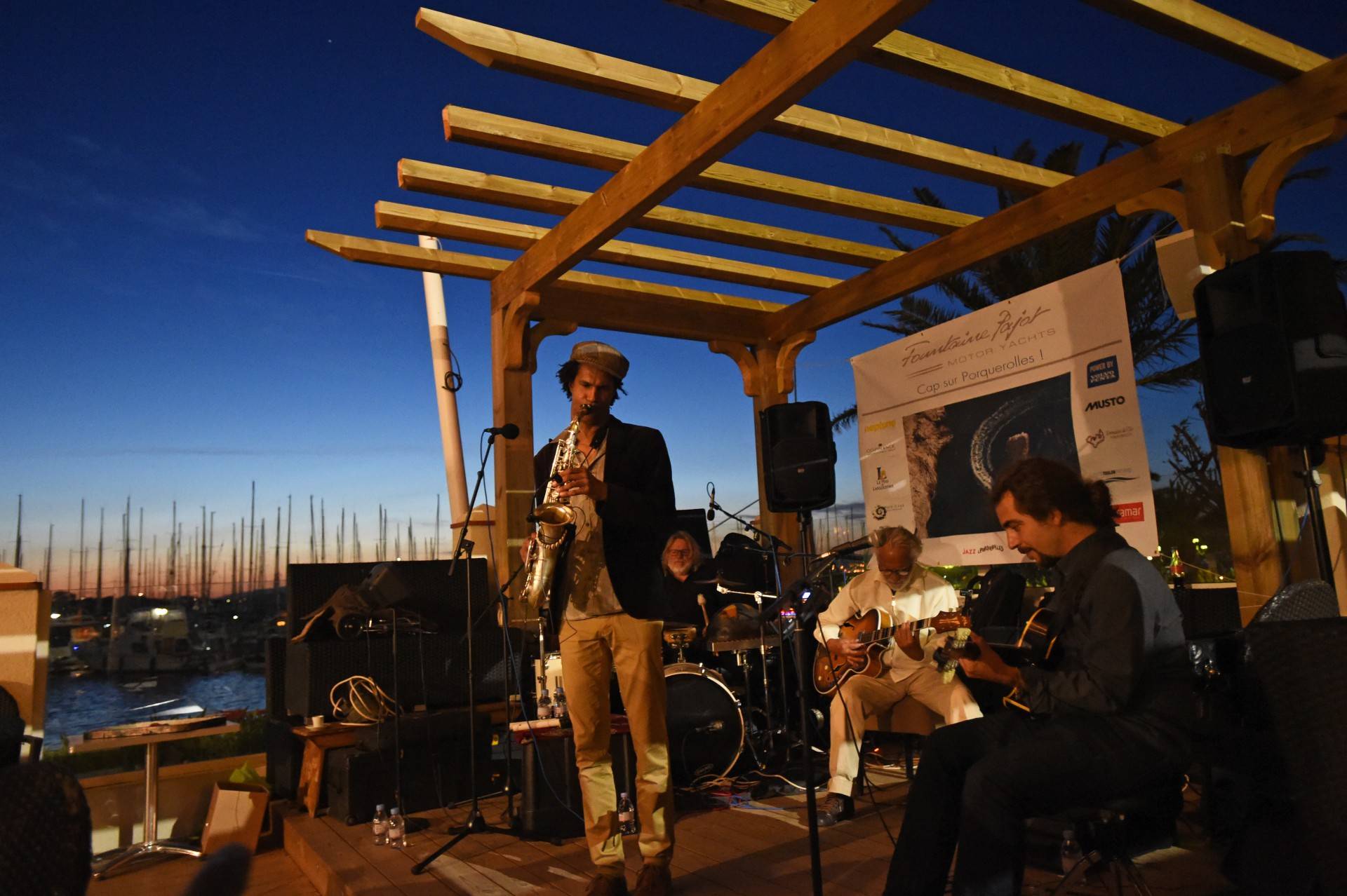 cruising-rallye-power-catamarans-Fountaine-Pajot