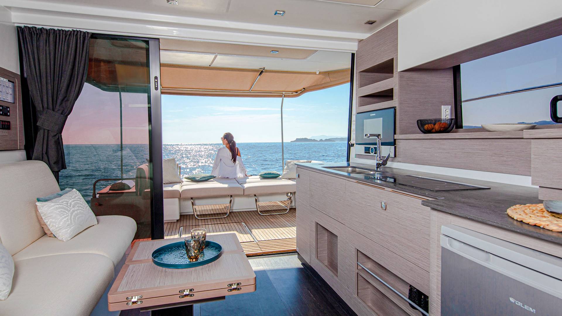catamarans-moteur-fountaine-pajot-expertise-savoir-faire