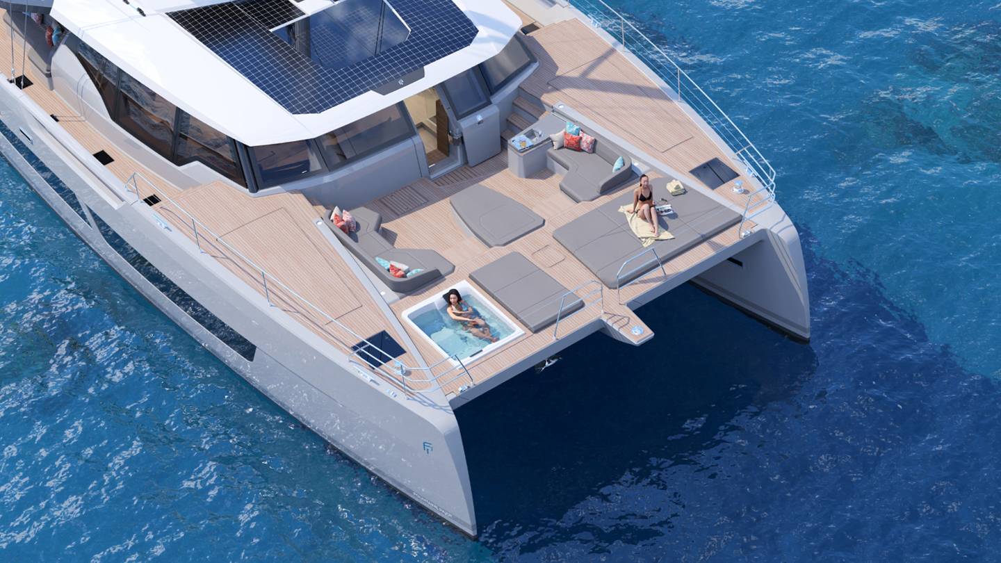 luxury-super-yacht-for-sale-by-fountaine-pajot-power-80