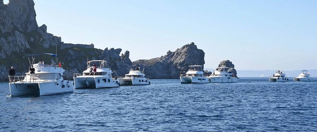 croisière-bateau-a-moteur-french-riviera-Fountaine-pajot