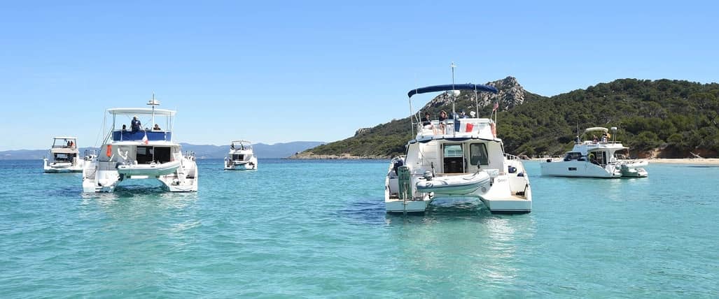 croisière-bateau-a-moteur-french-riviera-Fountaine-pajot