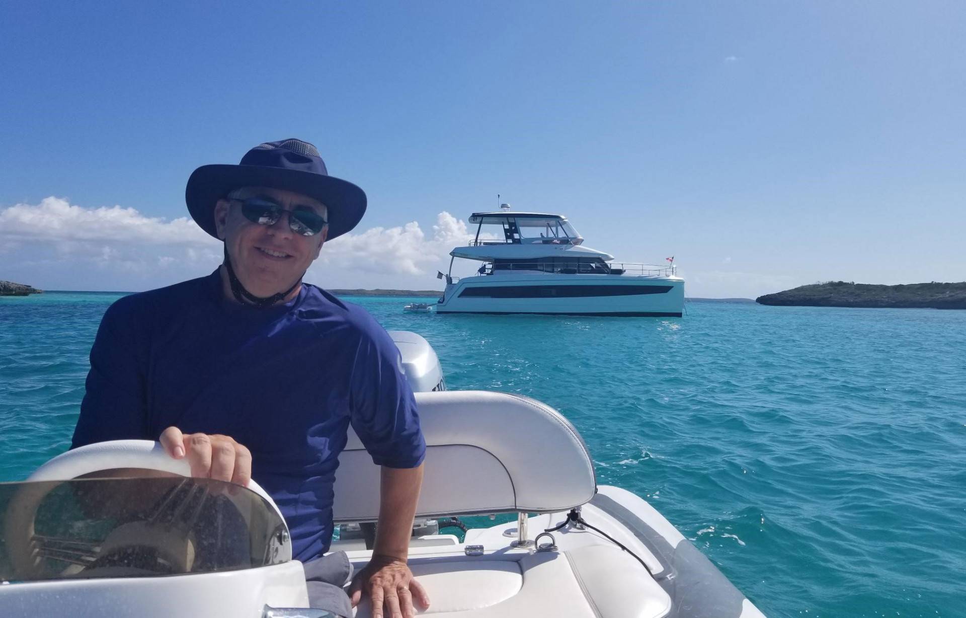 cruising-in-the-BVI-USA-power-boat-Fountaine-pajot-MY44