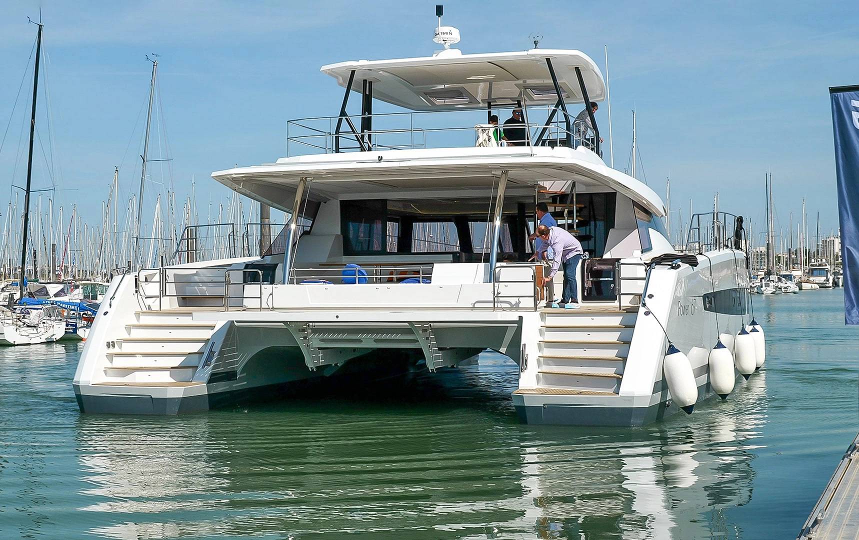 motor-yact-fountaine-pajot-testimony-boat-owner