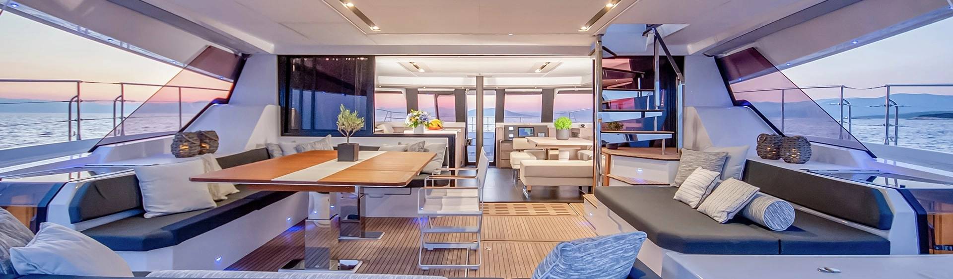 photo-luxury-yacht-for-sale-large-cockpit-usa-min-1920×562.jpg