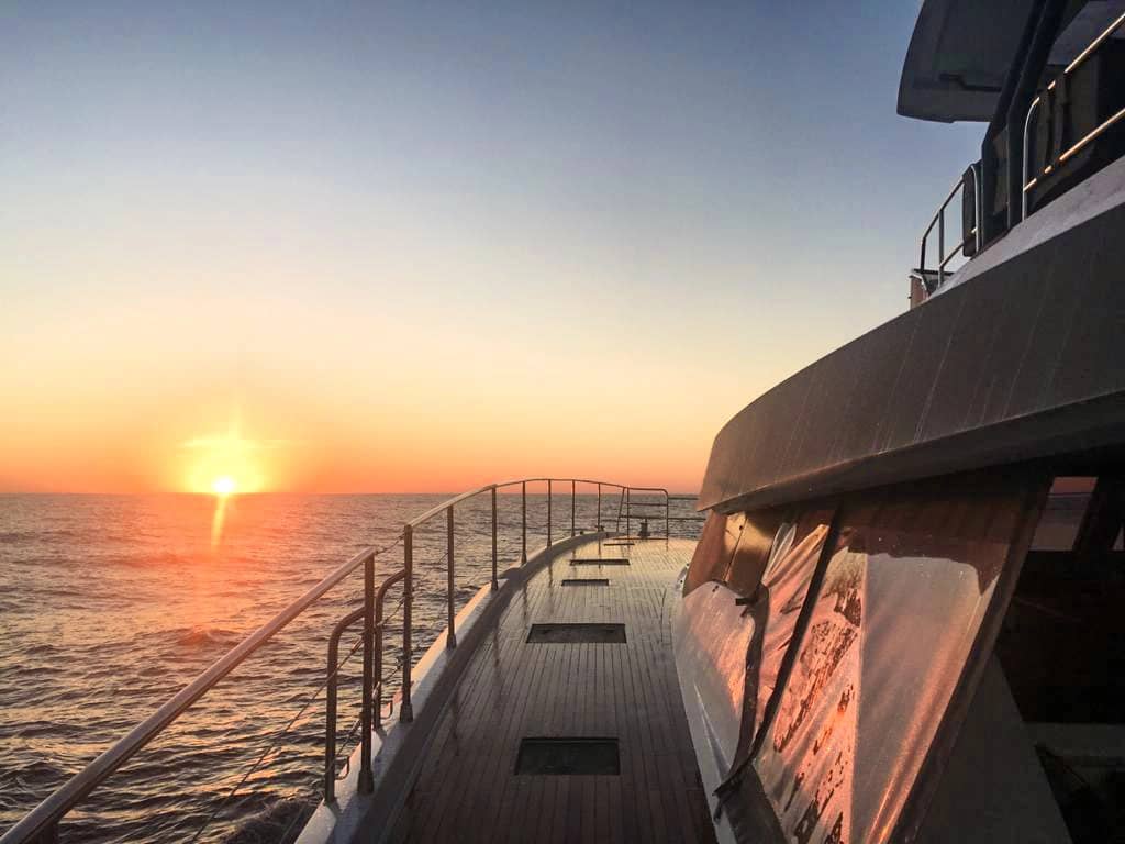 luxury-motor-catamaran-Power-67-Fountaine-Pajot-Testimony