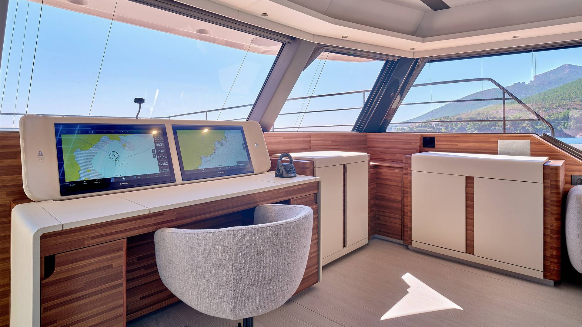 Fountaine-Pajot-Yachts-80-feet-Luxury-Yachts-15