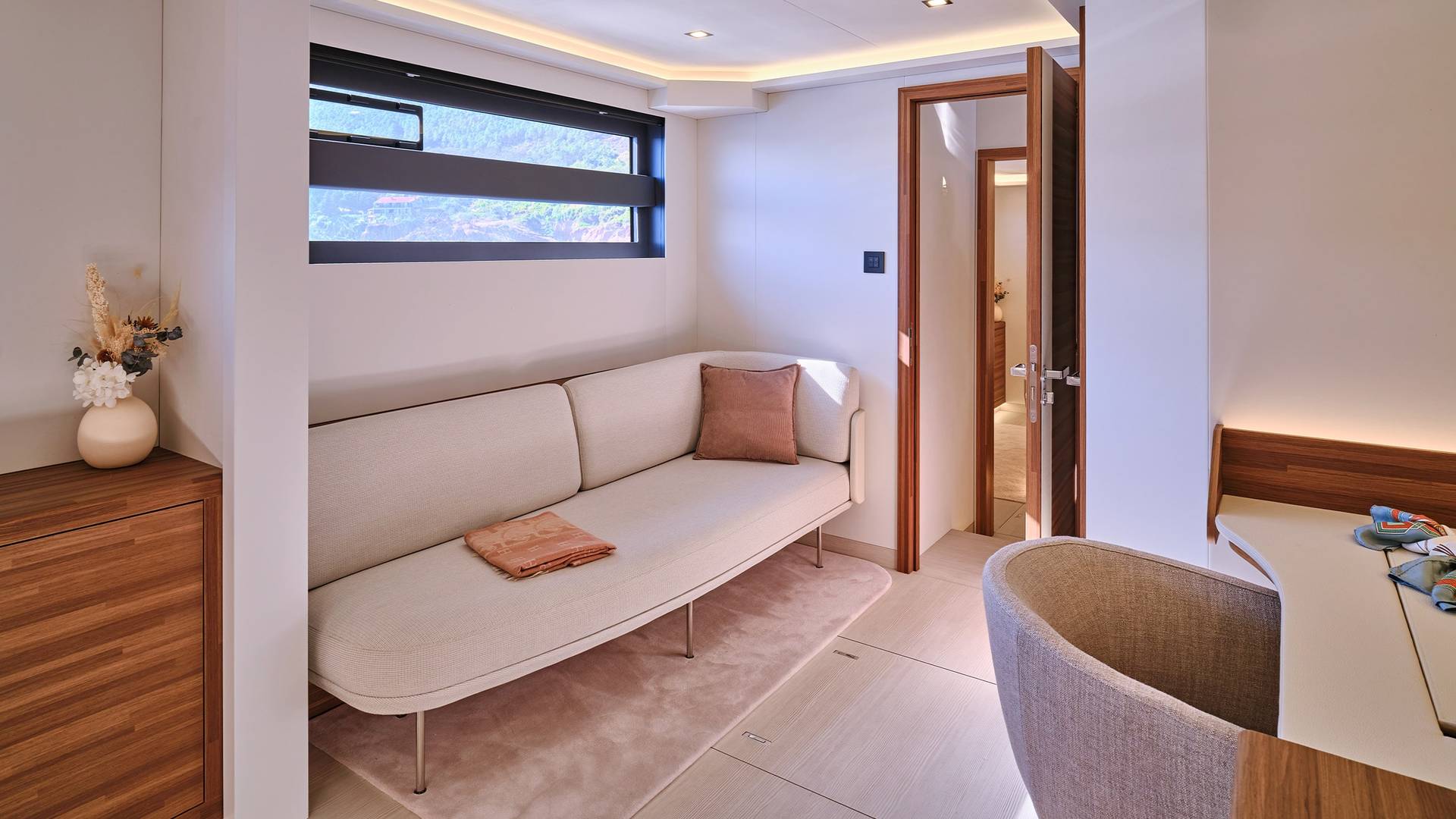 Fountaine-Pajot-Yachts-80-feet-Luxury-Yachts-20