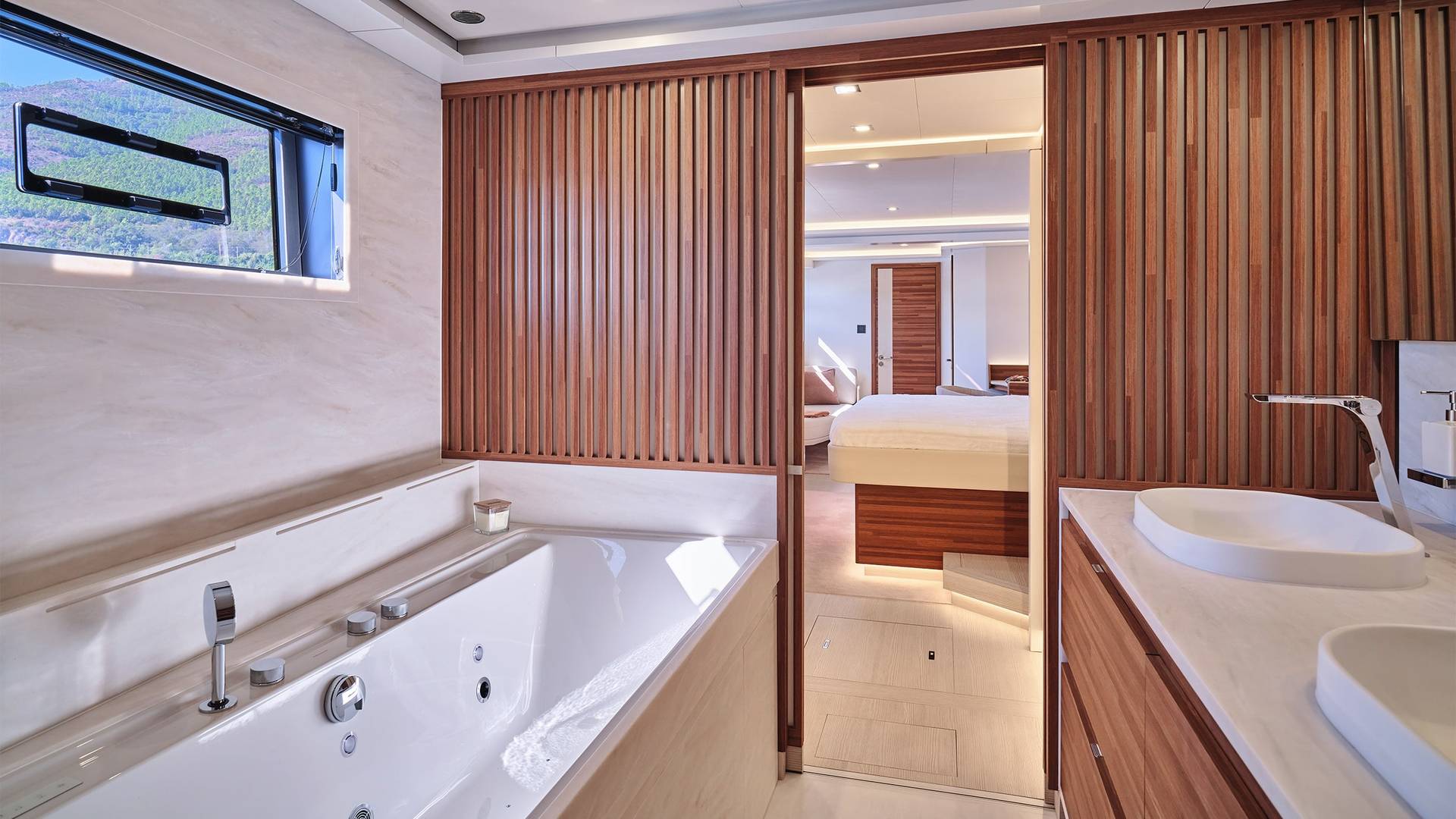 Fountaine-Pajot-Yachts-80-feet-Luxury-Yachts-27