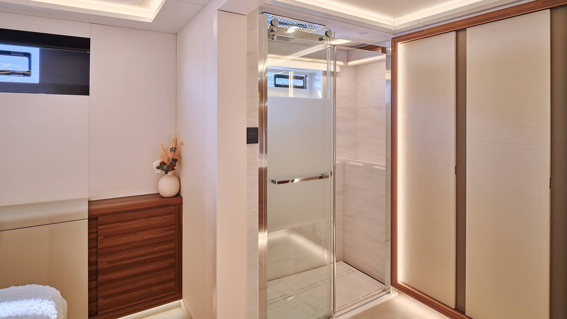 Fountaine-Pajot-Yachts-80-feet-Luxury-Yachts-32