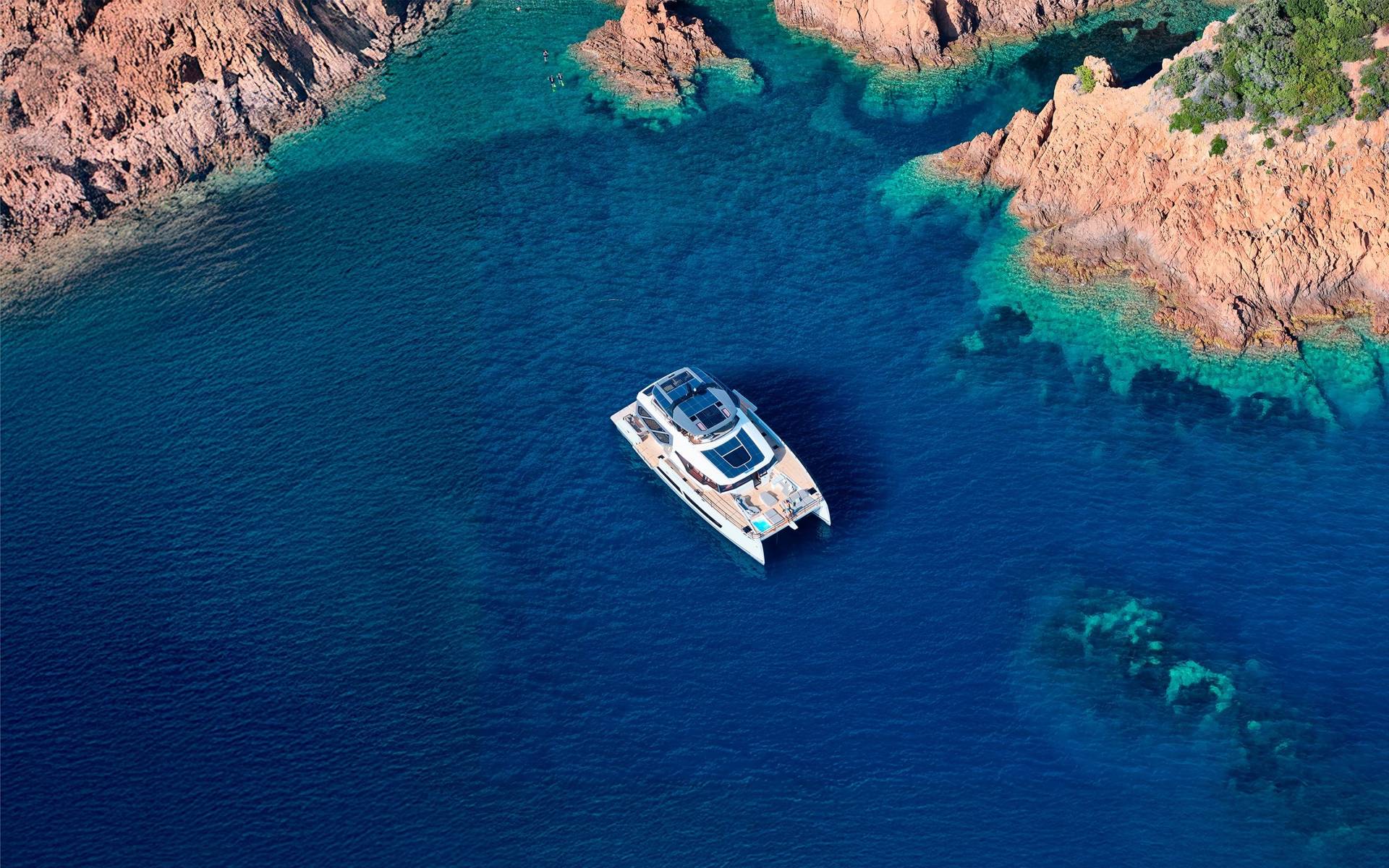 Fountaine-Pajot-Yachts-Power-80-Header