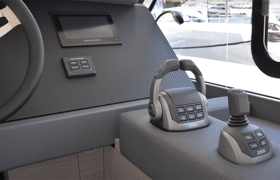 MY5-Fountaine-Pajot-Motor-Yachts-Open-Days-La-Rochelle-2024