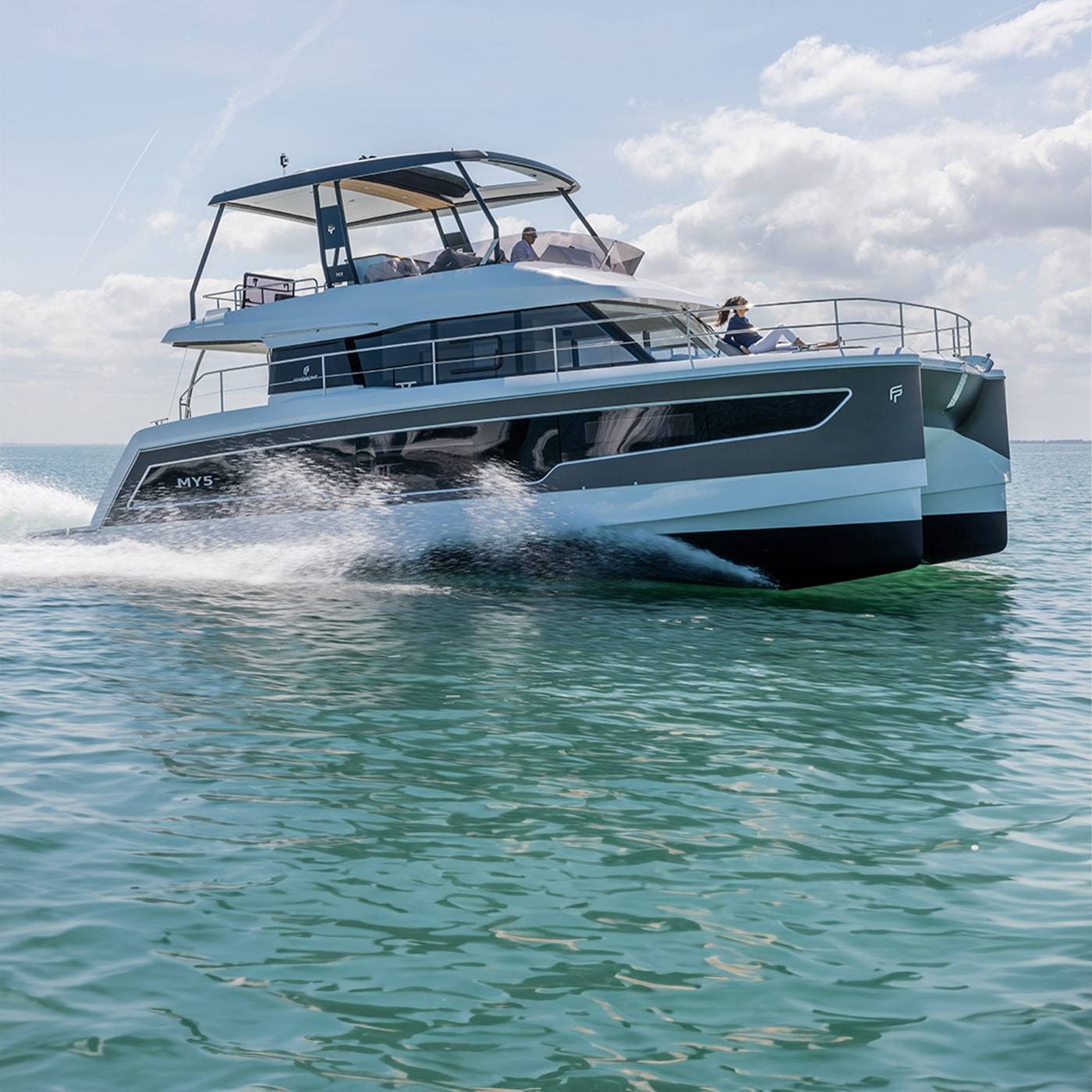 MY5-Fort-Lauderdale-International-Boat-Show-2024-Fountaine-Pajot-Motor-Yachts-cruising