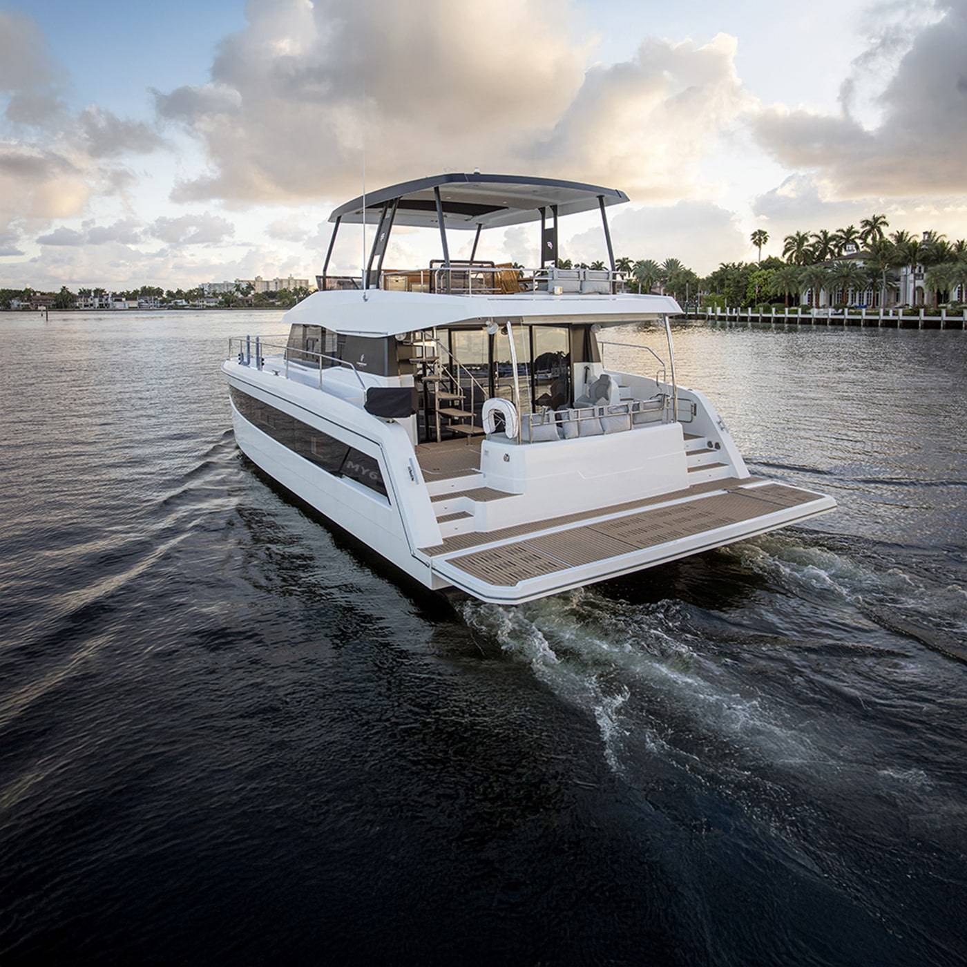 Miami-International-Boat-Show-MY6-Fountaine-Pajot-Motor-Yachts-États-Unis