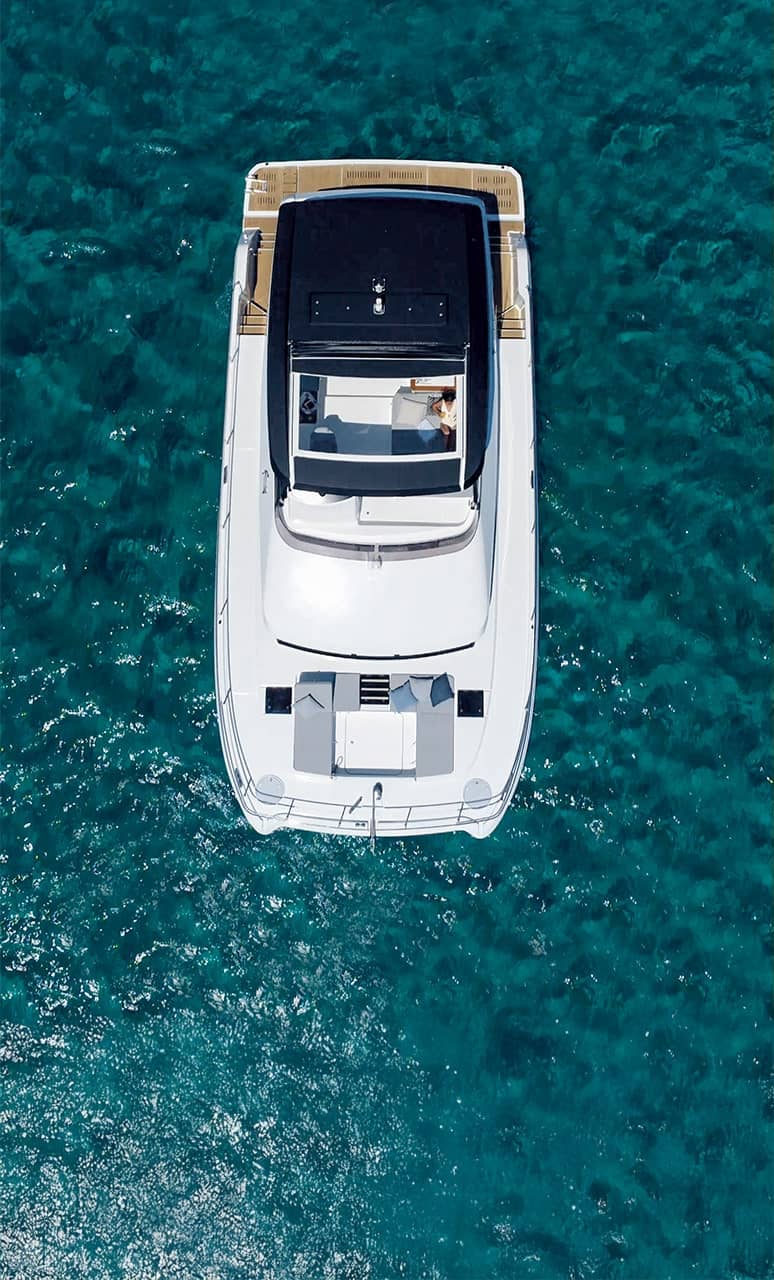 MY6-Fountaine-Pajot-Motor-Yachts-La-Grande-Motte-Salon-Nautique-France
