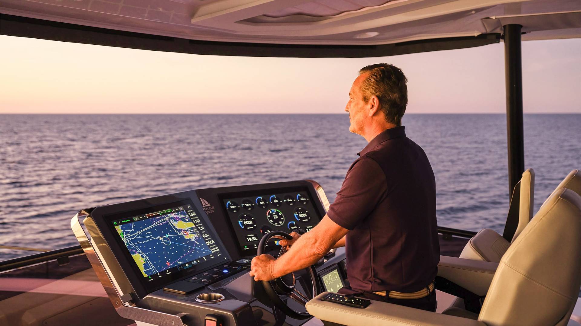 Fountaine-Pajot-Yachts-80-feet-Luxury-Catamaran-04