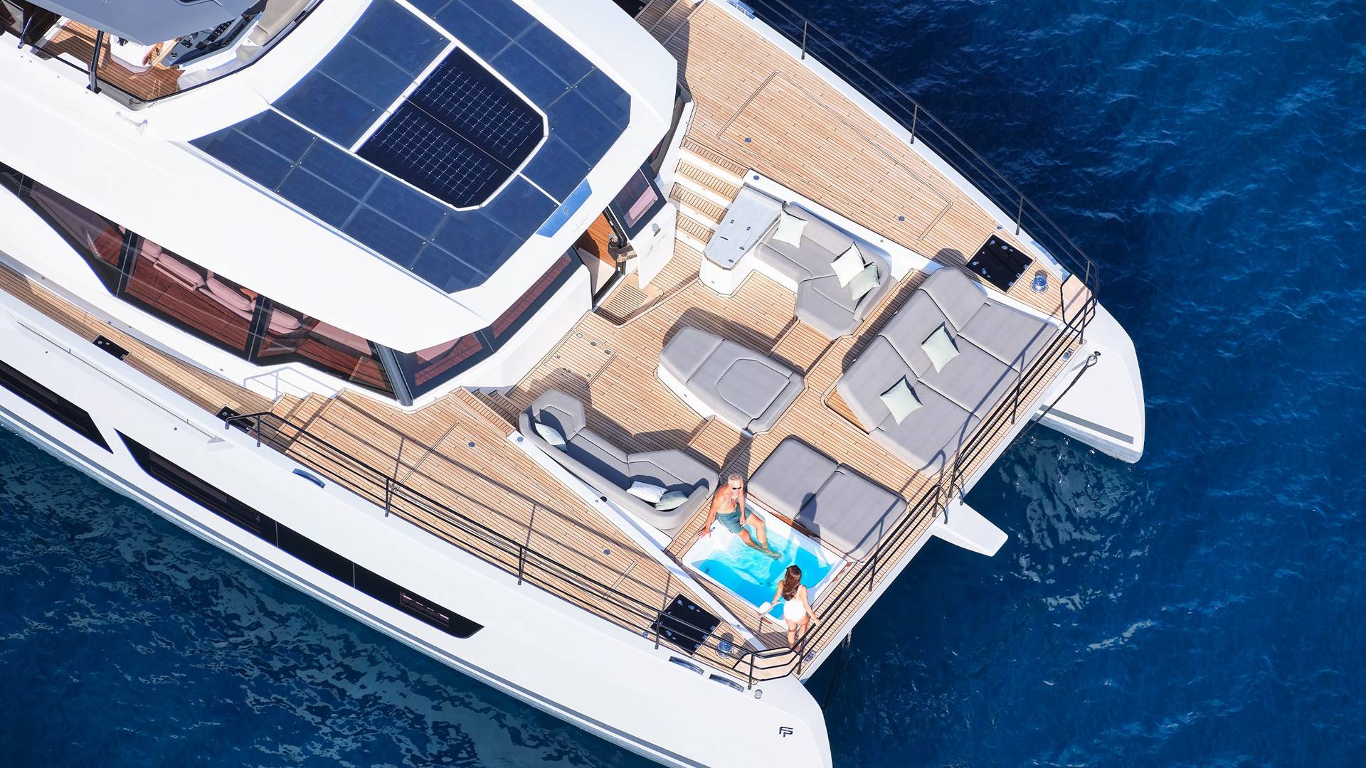 Fountaine-Pajot-Yachts-80-feet-Luxury-Catamaran-13