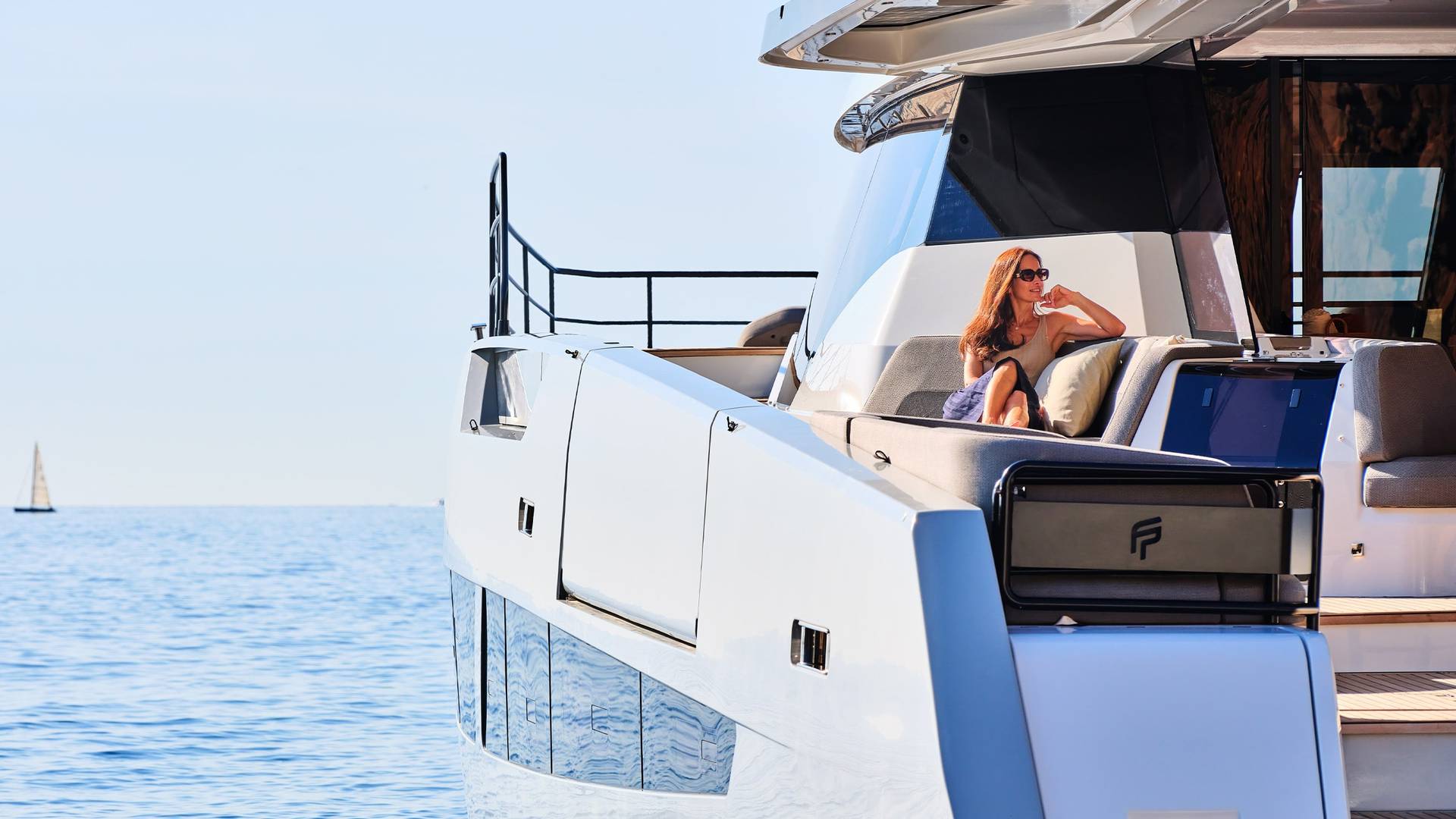 Fountaine-Pajot-Yachts-80-feet-Luxury-Catamaran-17