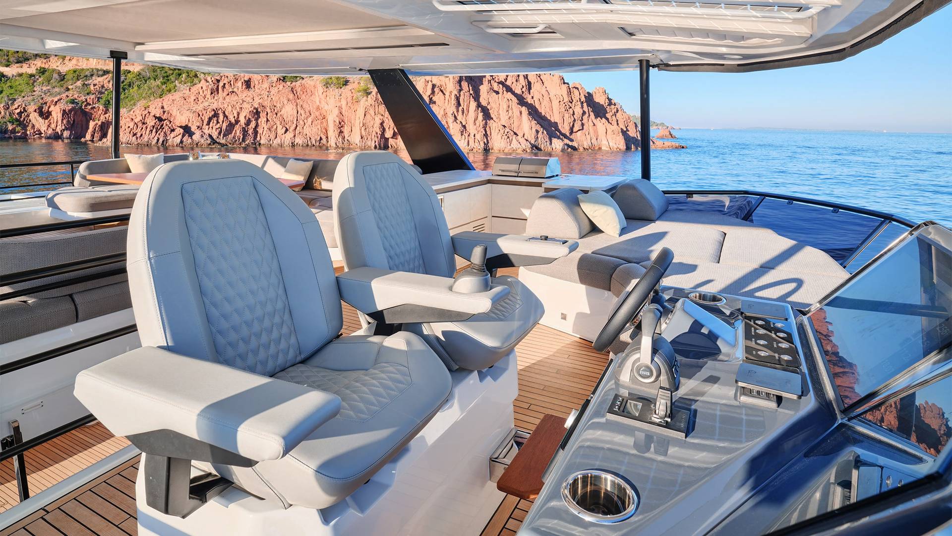Fountaine-Pajot-Yachts-80-feet-Luxury-Catamaran-35