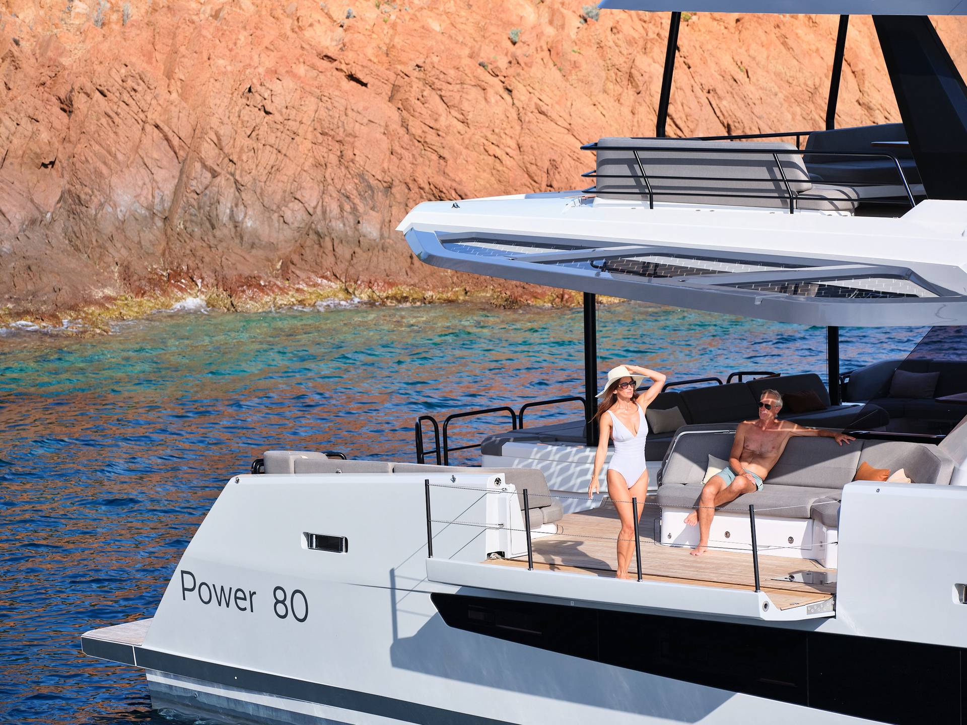 Fountaine-Pajot-Yachts_Power-80-04