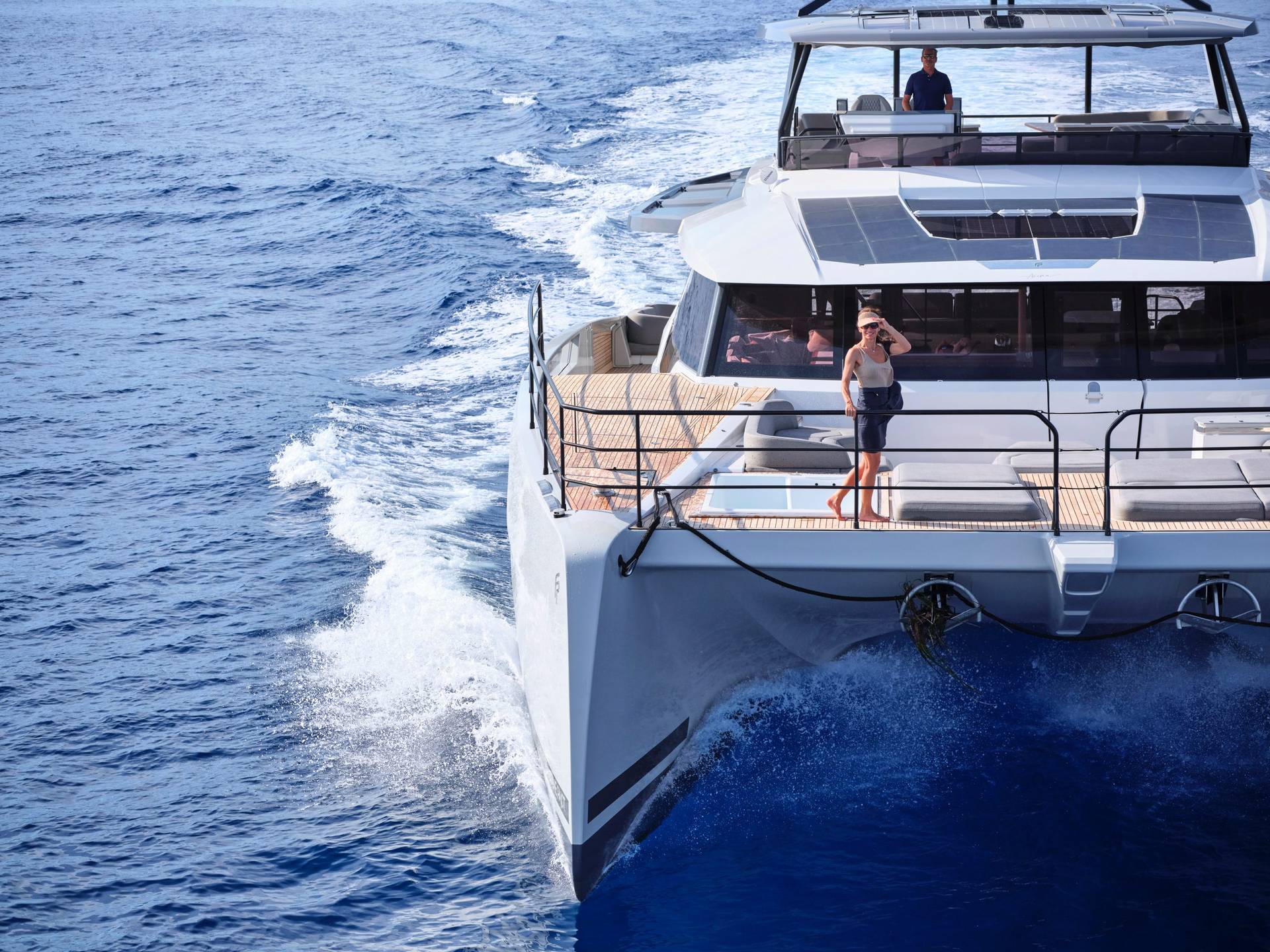 Fountaine-Pajot-Yachts_Power-80-11