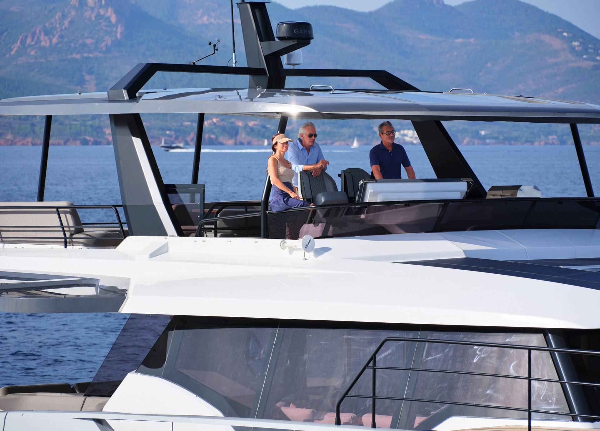 Fountaine-Pajot-Yachts_Power-80-12