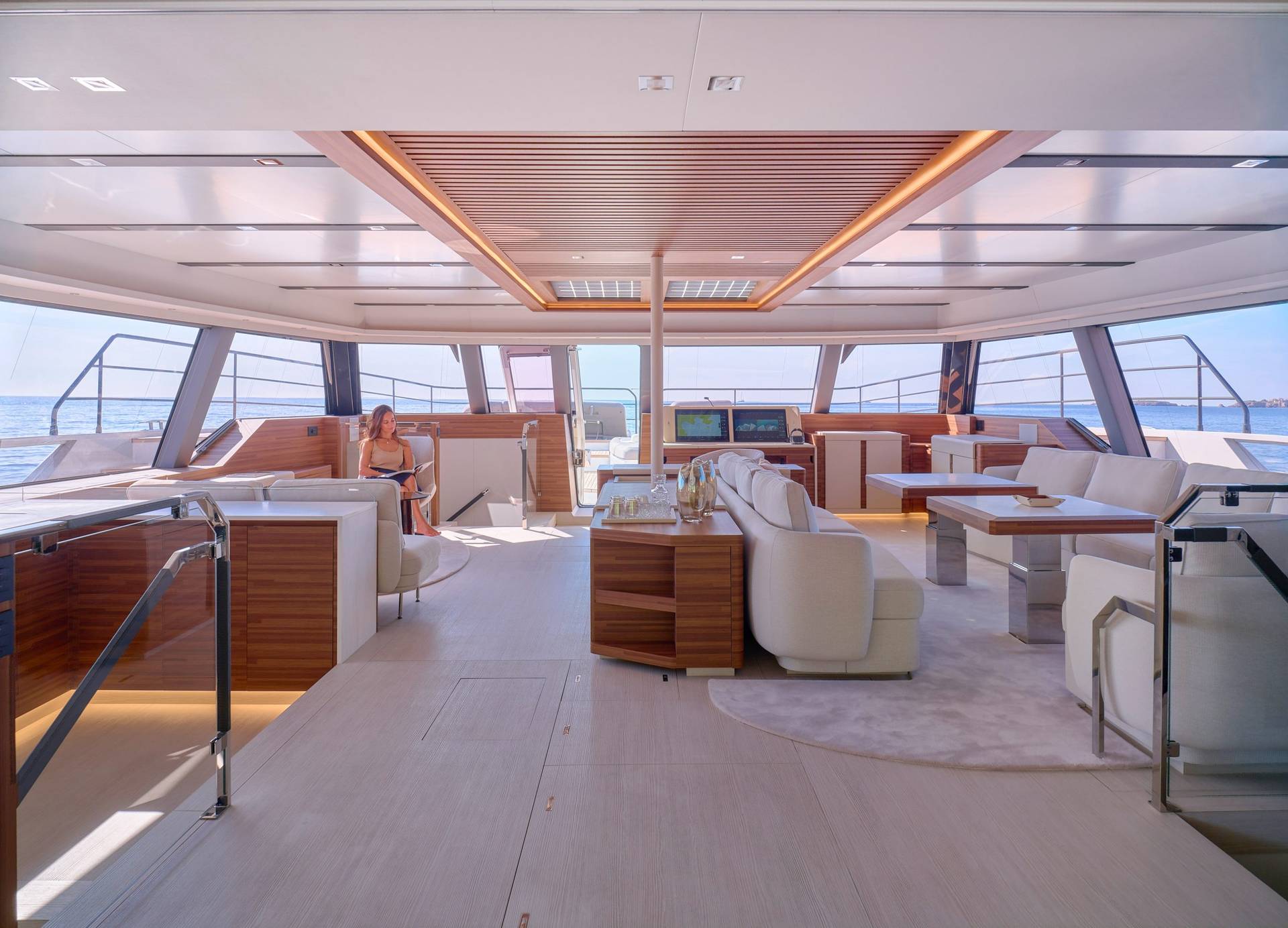 Fountaine-Pajot-Yachts_Power-80-23