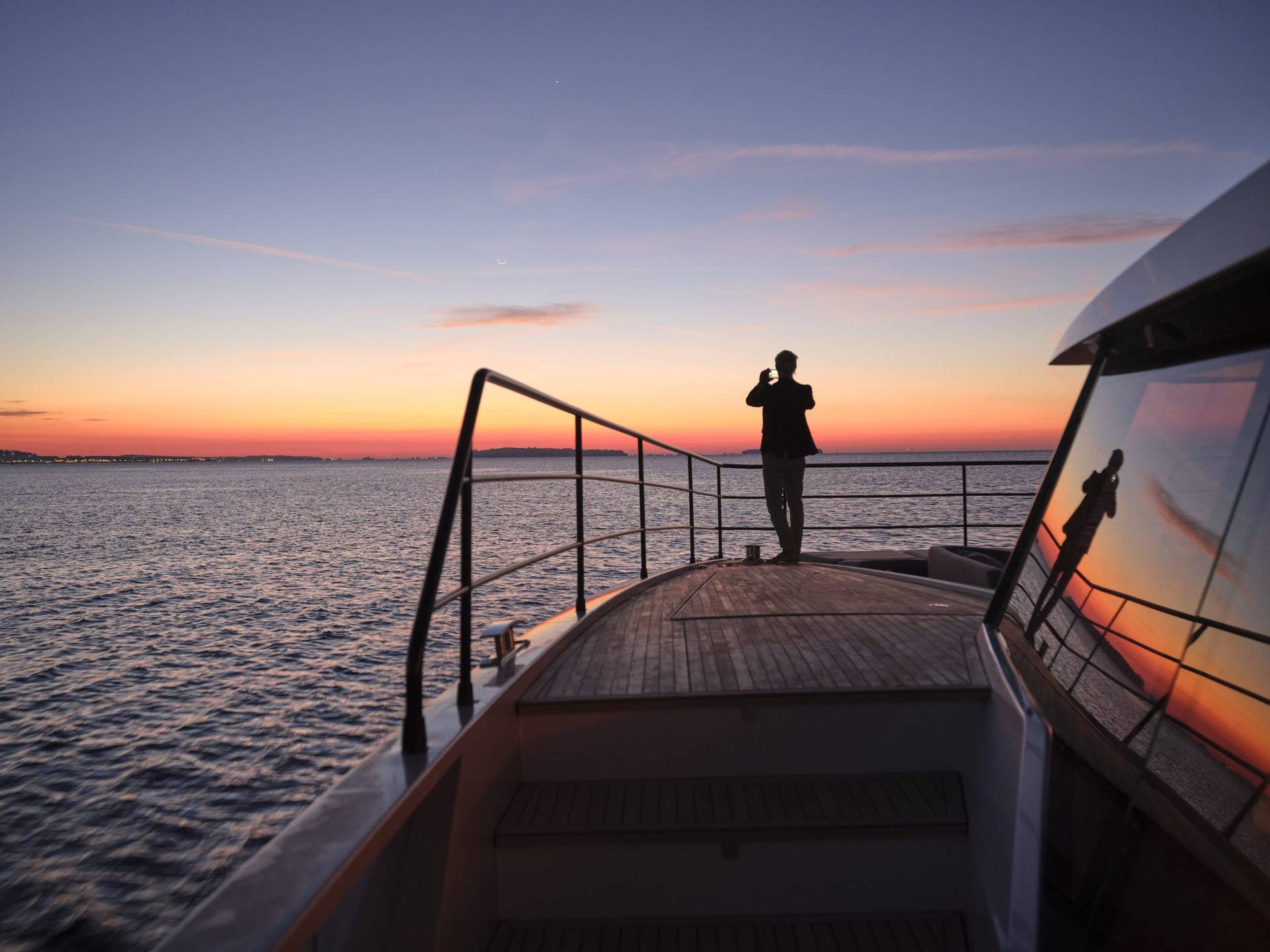 Fountaine-Pajot-Yachts_Power-80-26