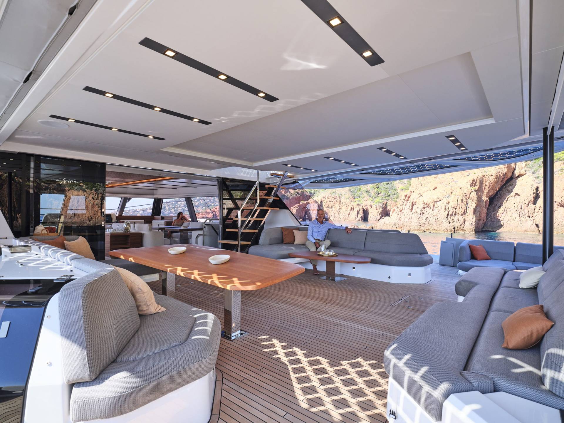 Fountaine-Pajot-Yachts_Power-80-ADD-05